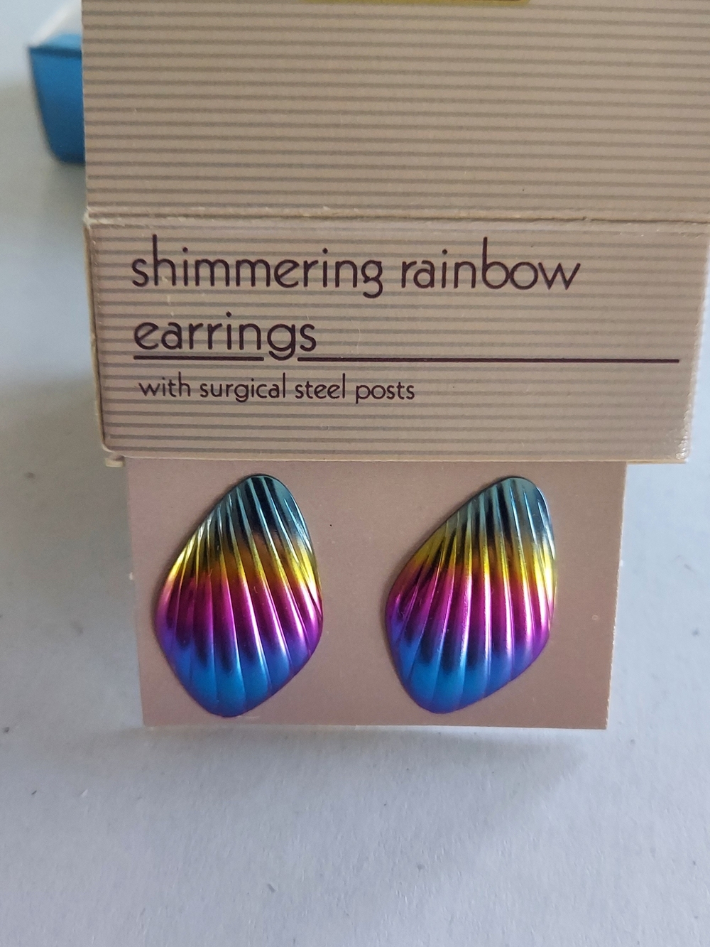 Vintage Avon Shimmering Rainbow